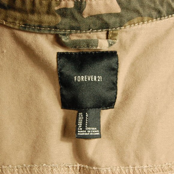 Forever 21 Camo Jacket - Picture 4 of 4